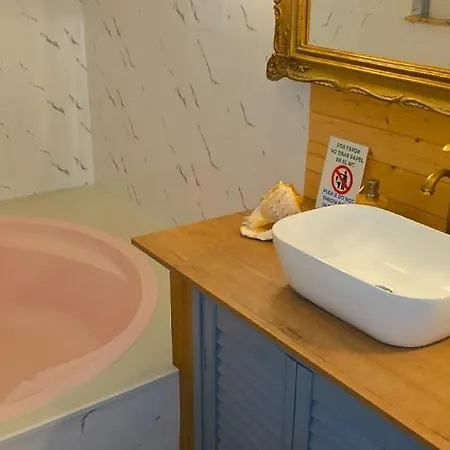 Pertuch Acogedora Con Encanto Cerca Del Mar * פואנגירולה